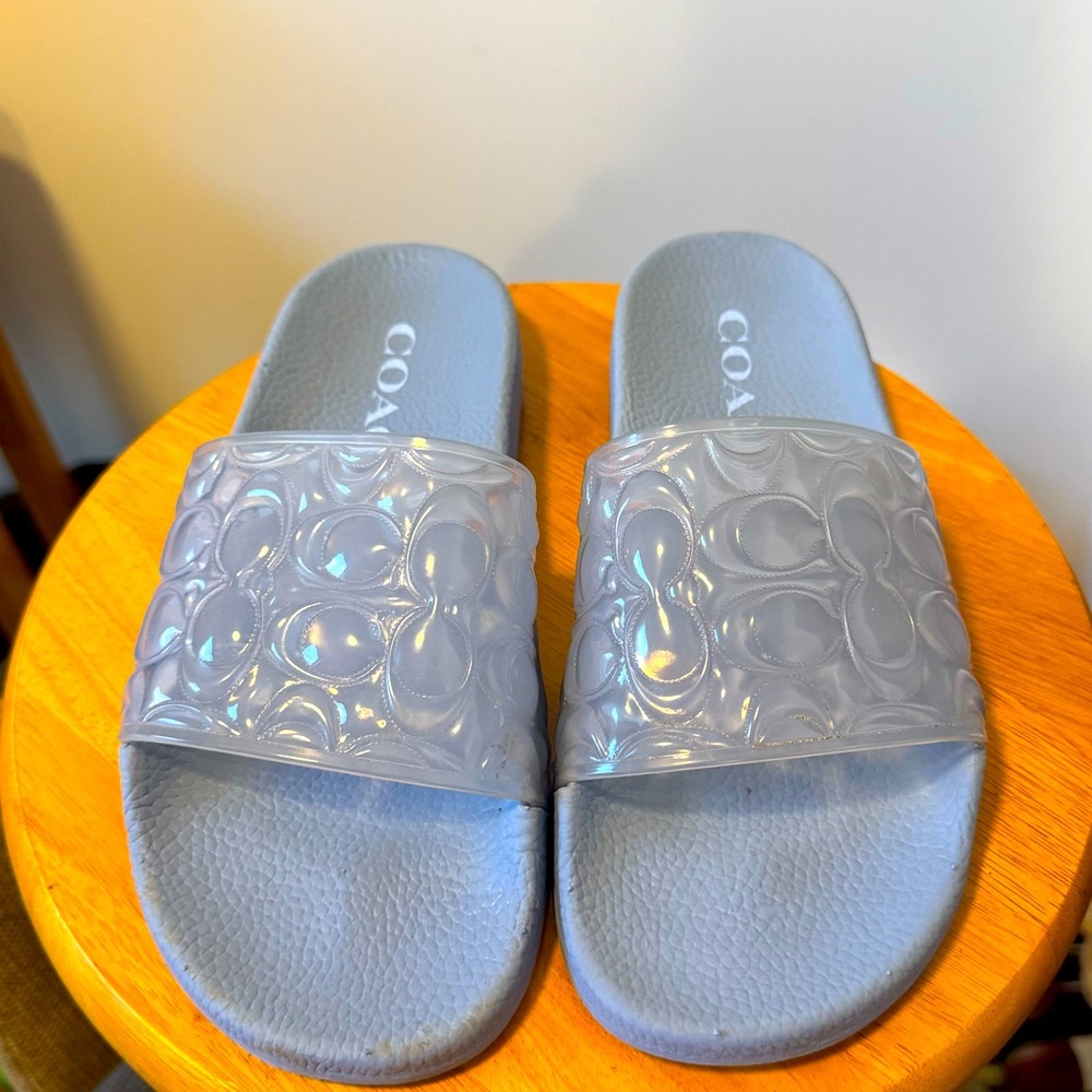 Coach signature embossed jelly slides 😎